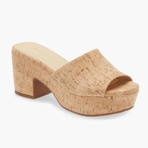 Chocolat Blu Golden Platform Sandal in Cork, Size 7.5